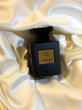 Parfum Black Privée